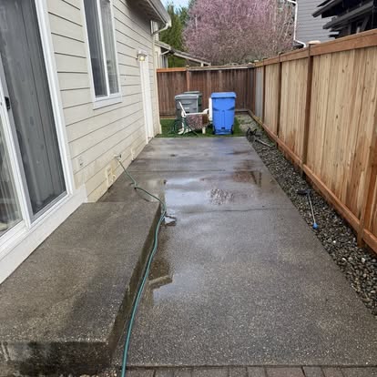 Sidewalk after pressure washing – clean